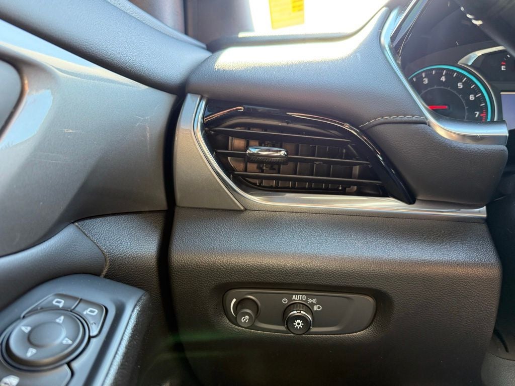 2024 Chevrolet Traverse Limited LT Leather
