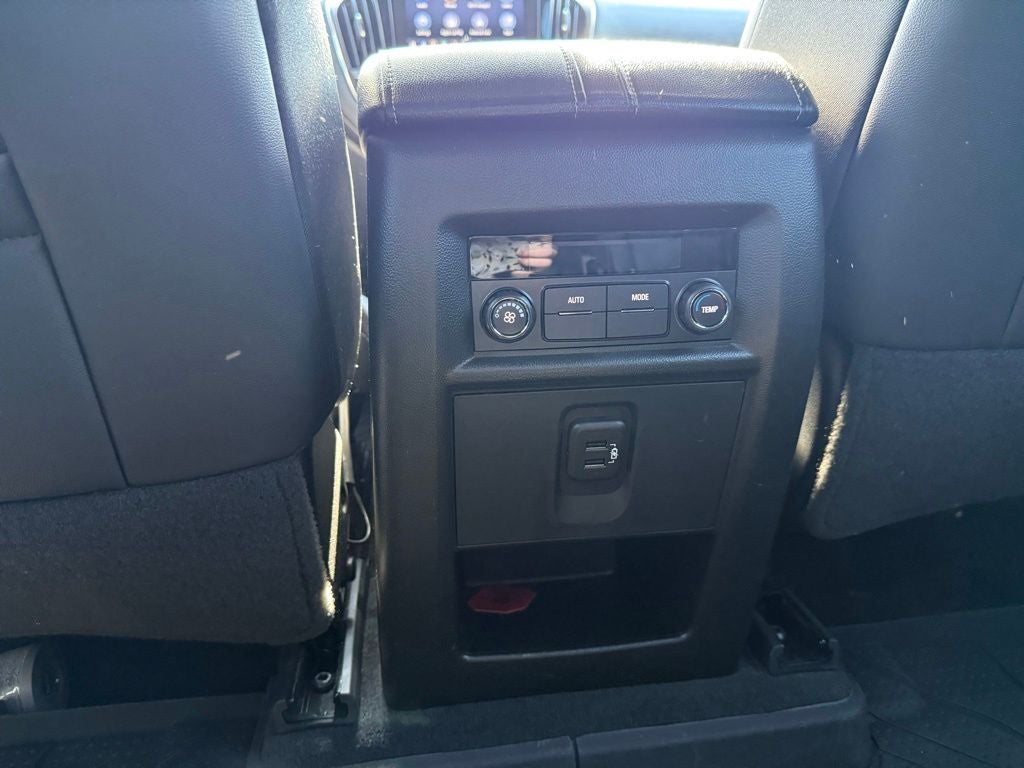 2024 Chevrolet Traverse Limited LT Leather