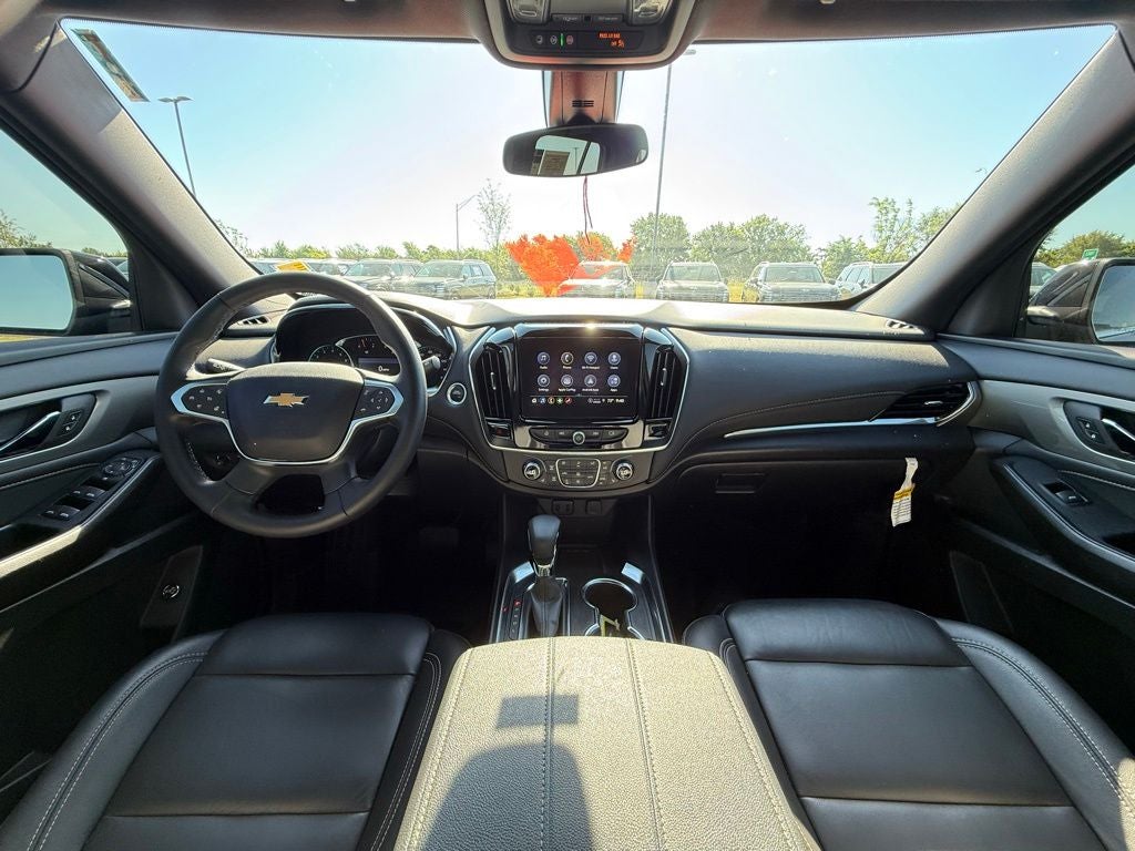 2024 Chevrolet Traverse Limited LT Leather