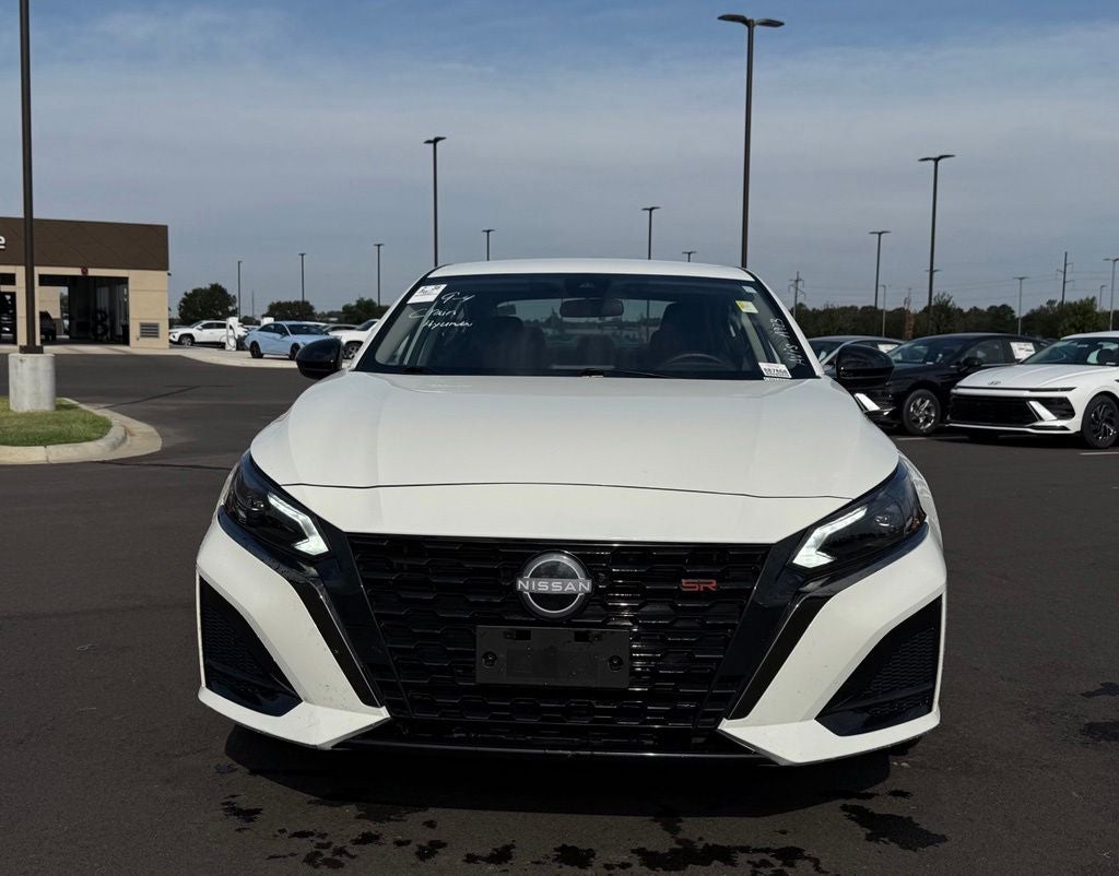 2025 Nissan Altima 2.5 SR