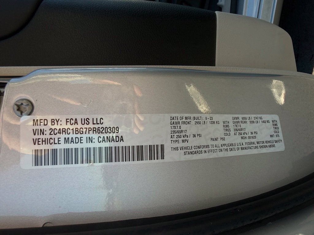 2023 Chrysler Pacifica Touring L