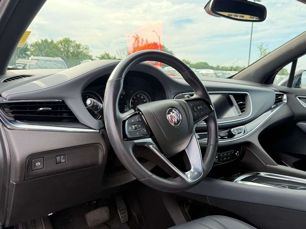 2024 Buick Enclave Essence