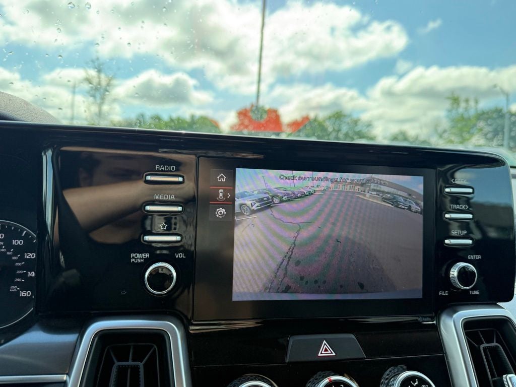 2023 Kia Sorento LX