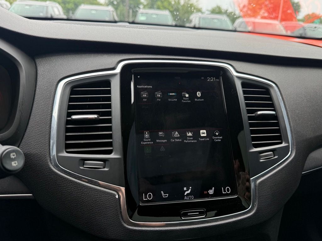 2020 Volvo XC90 T6 Momentum