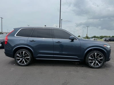 2020 Volvo XC90 T6 Momentum
