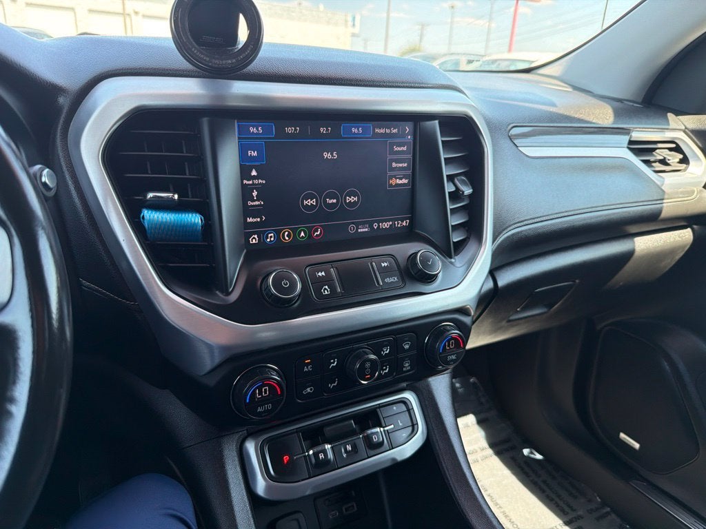2020 GMC Acadia SLT