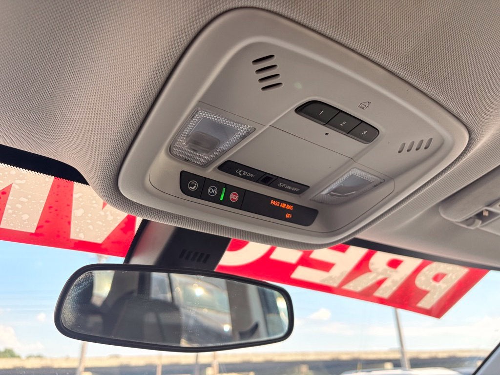 2018 Chevrolet Traverse LT Cloth w/1LT