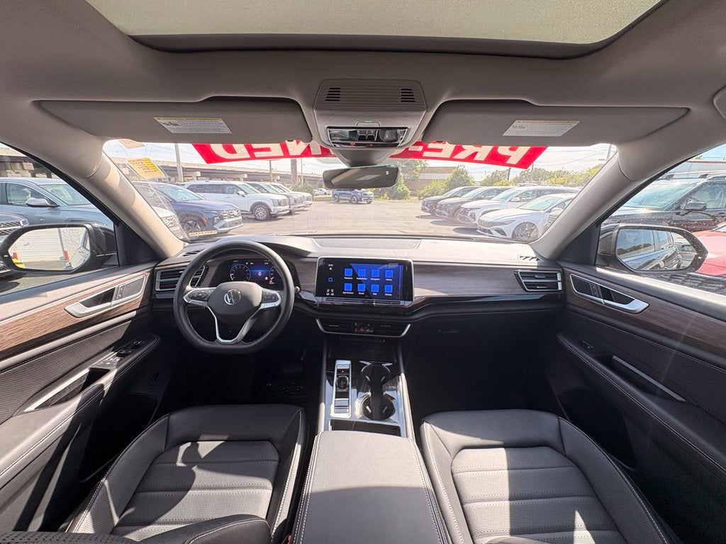 2025 Volkswagen Atlas 2.0T SEL