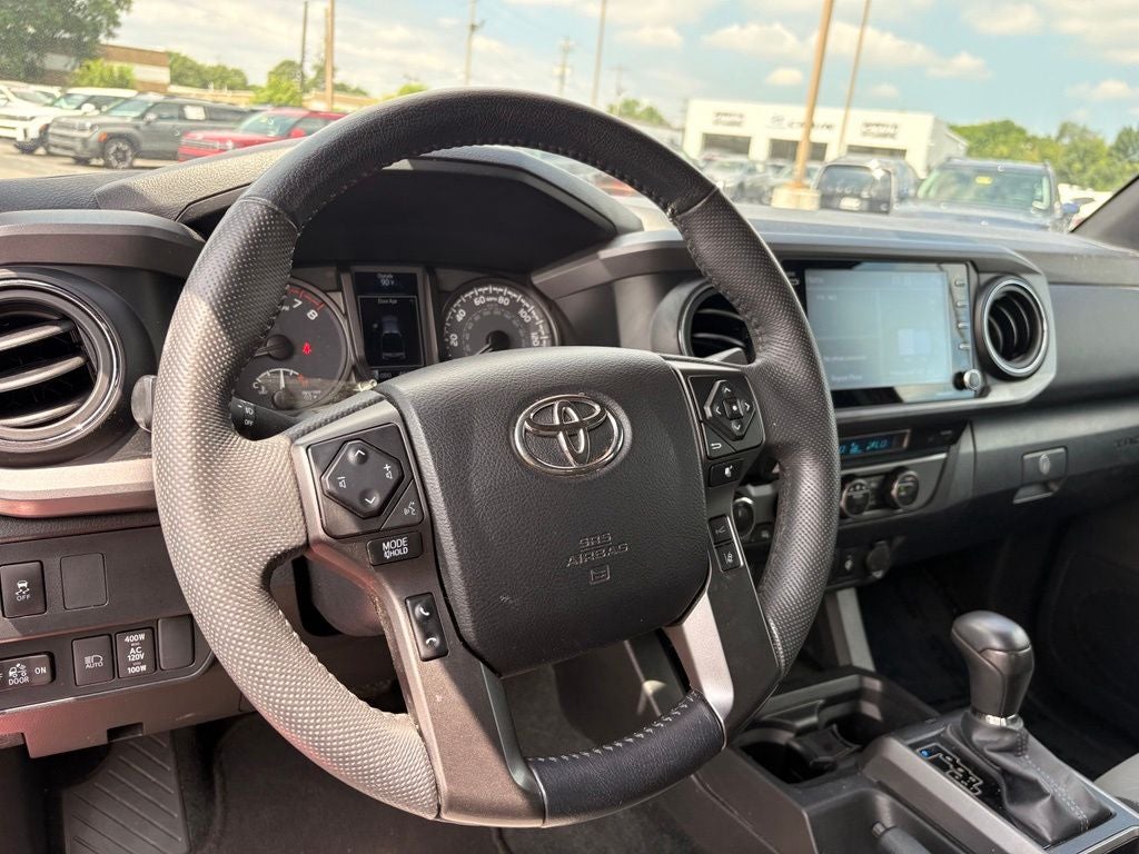 2023 Toyota Tacoma TRD Off-Road V6 / One Owner / Clean Carfax
