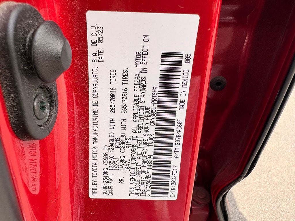 2023 Toyota Tacoma TRD Off-Road V6 / One Owner / Clean Carfax