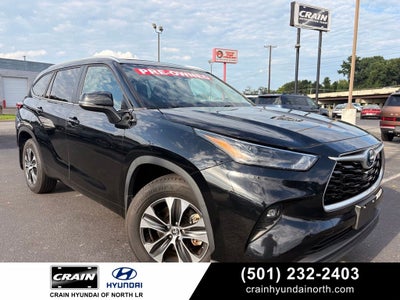 2023 Toyota Highlander Hybrid XLE
