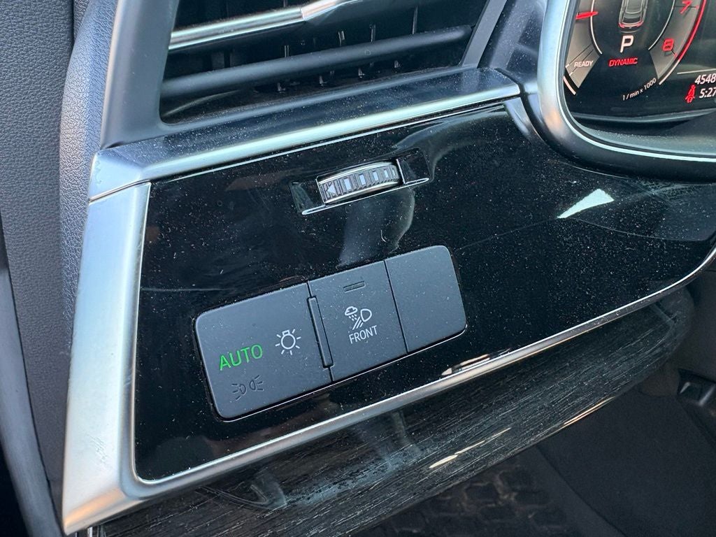 2023 Audi Q8 55 Premium Plus quattro