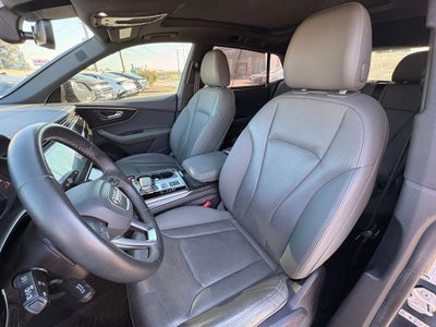 2023 Audi Q8 55 Premium Plus quattro