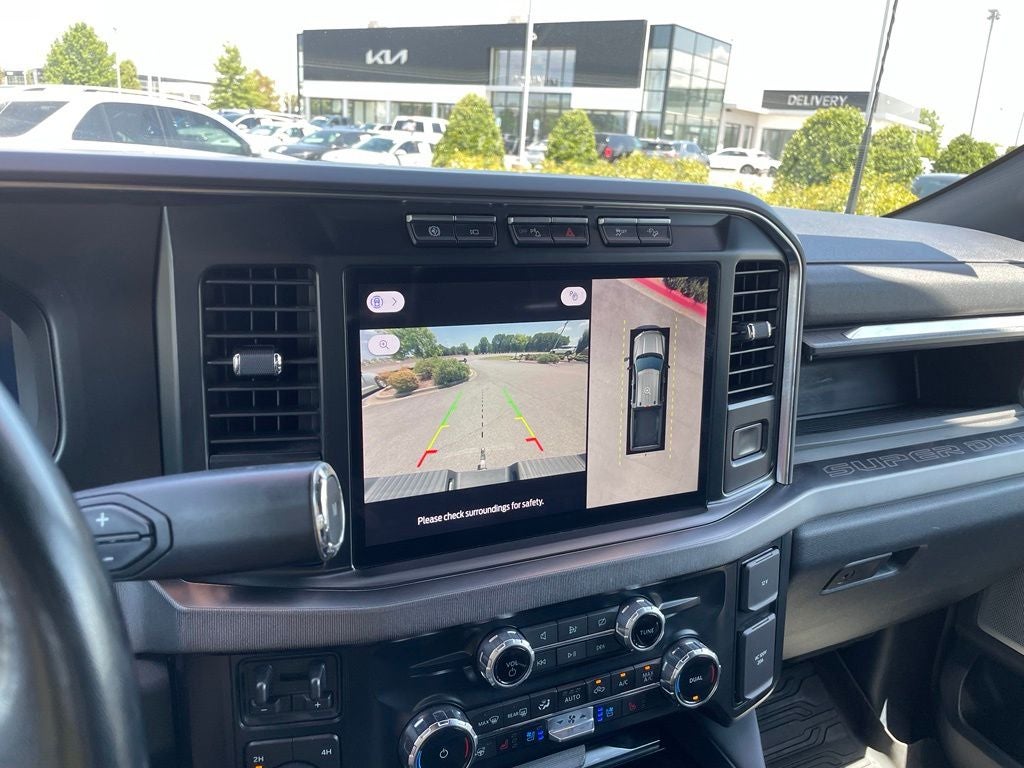 2023 Ford F-350SD Platinum