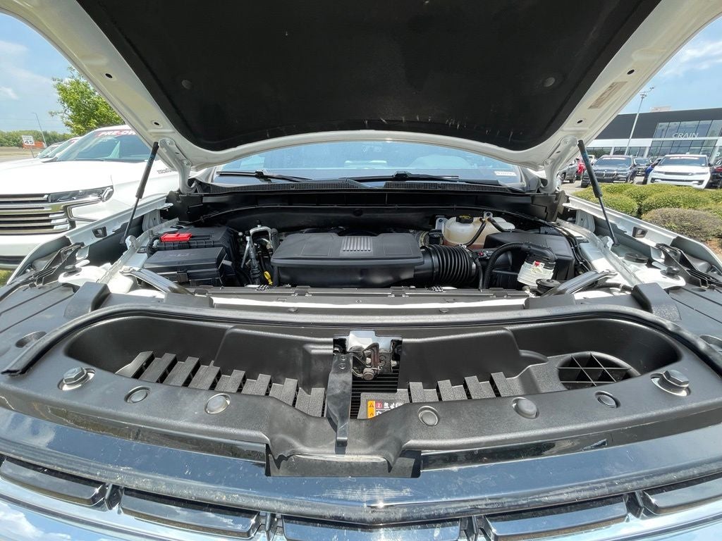 2024 Chevrolet Suburban LT