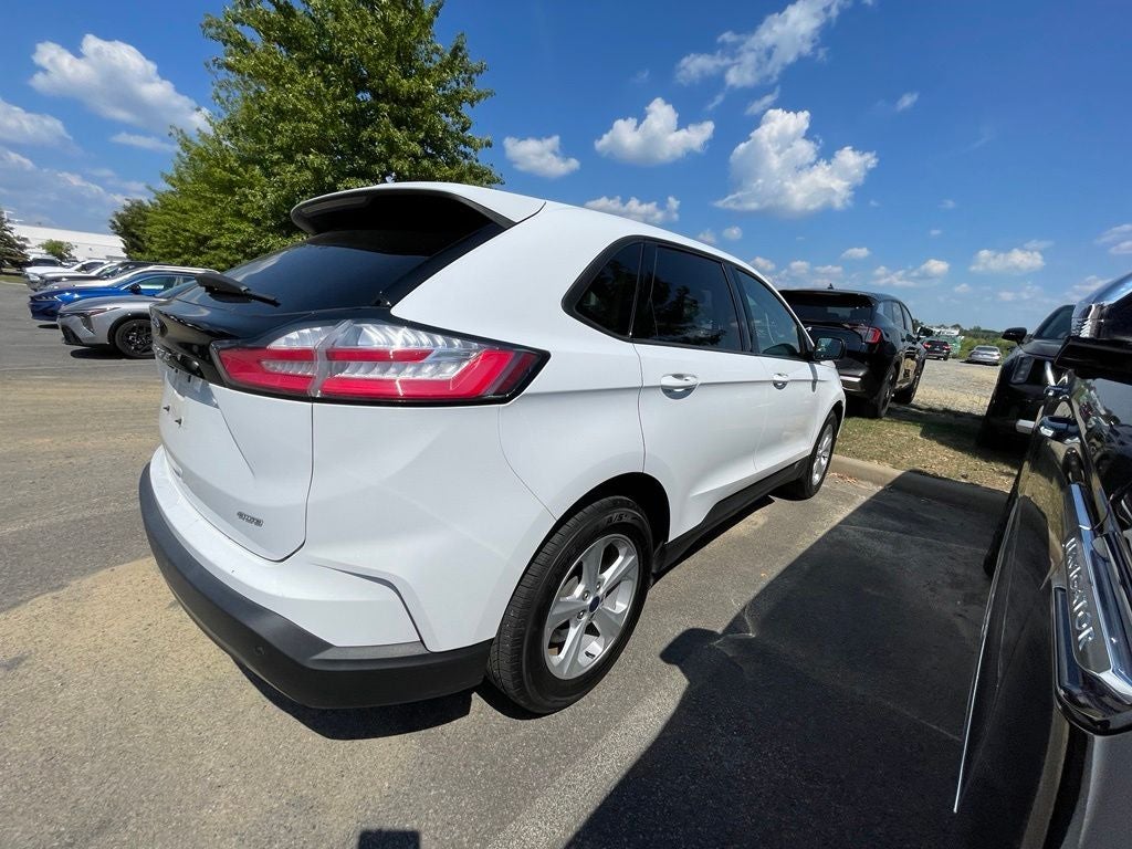 2022 Ford Edge SE