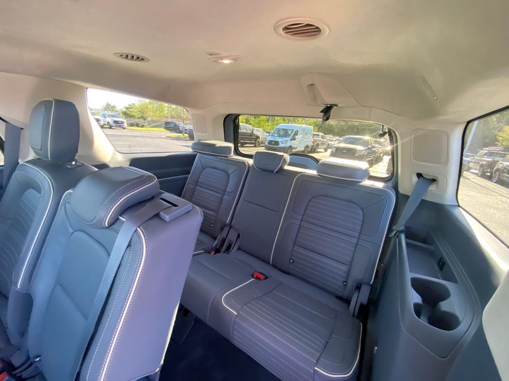 2022 Lincoln Navigator Black Label