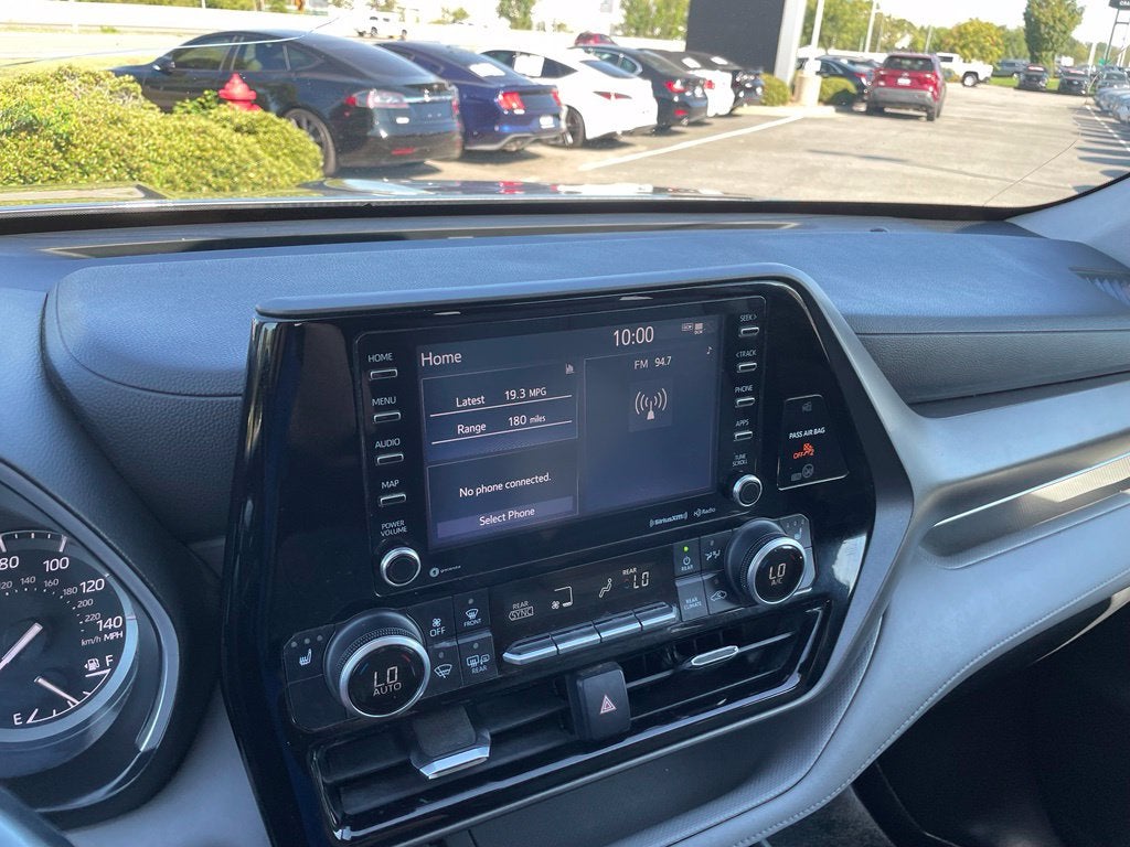 2021 Toyota Highlander XLE