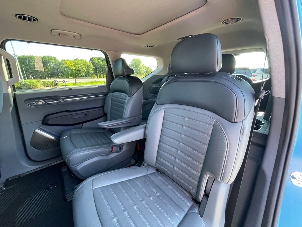 2024 Kia EV9 Land