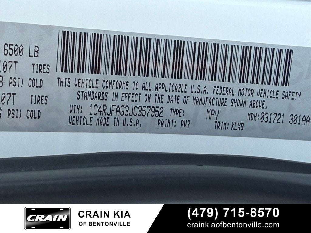 2018 Jeep Grand Cherokee Altitude - 4WD / SUNROOF