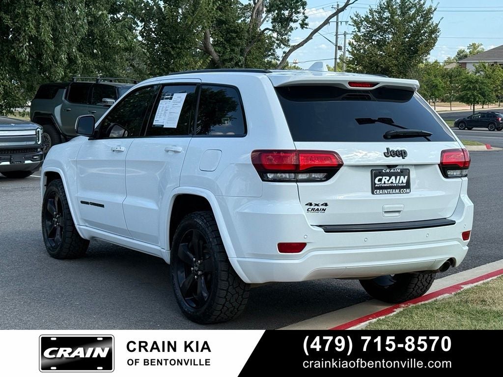2018 Jeep Grand Cherokee Altitude - 4WD / SUNROOF