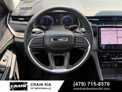 2023 Jeep Grand Cherokee L Limited - 4WD / PANO ROOF / ONE OWNER