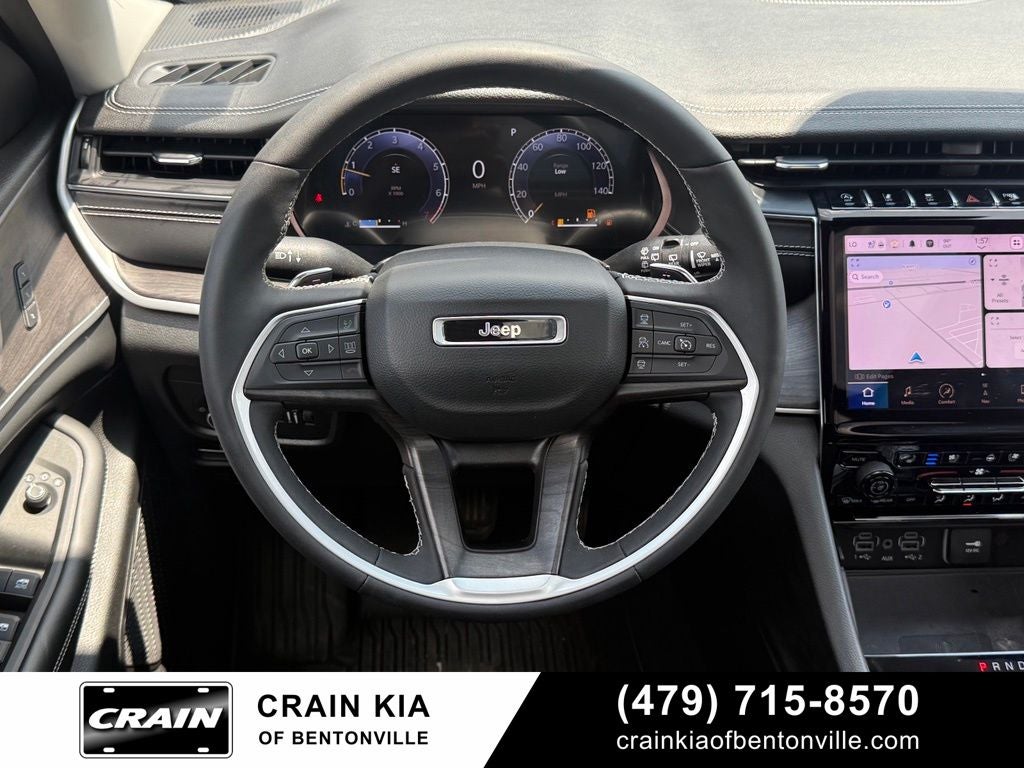 2023 Jeep Grand Cherokee L Limited - 4WD / PANO ROOF / ONE OWNER