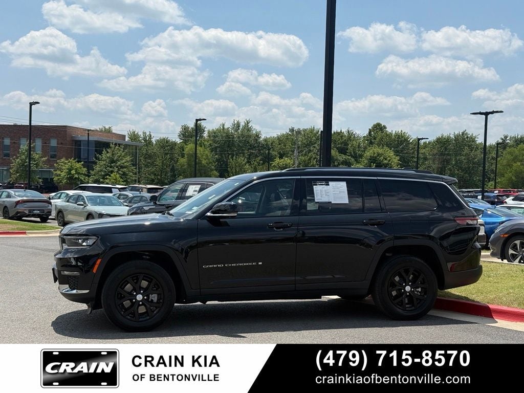2023 Jeep Grand Cherokee L Limited - 4WD / PANO ROOF / ONE OWNER