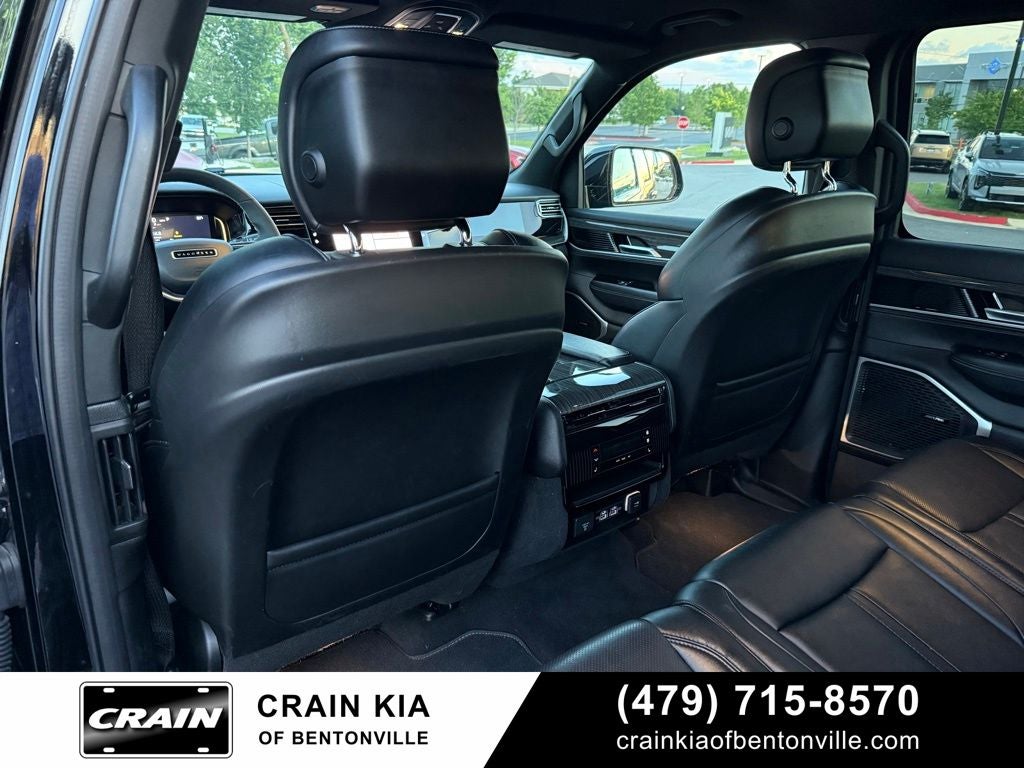 2022 Jeep Wagoneer Series III