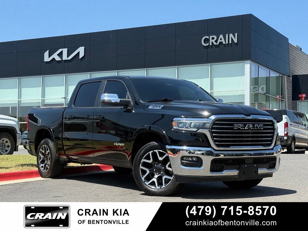 2025 RAM 1500 Laramie - 4WD / CLEAN CARFAX