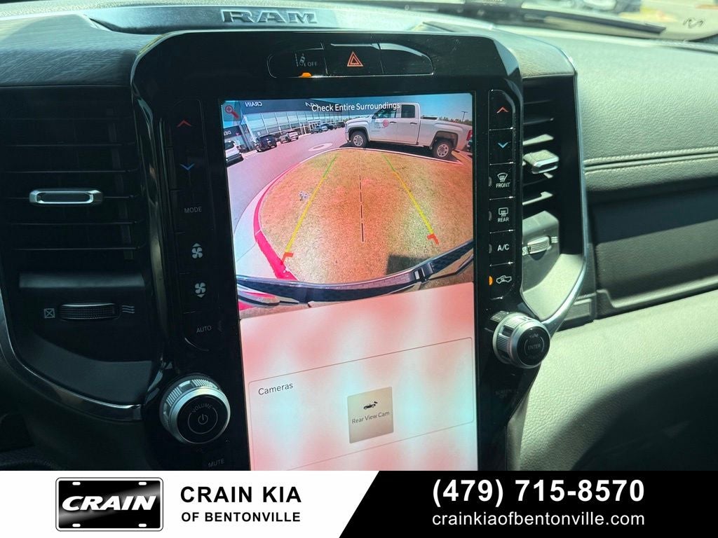 2025 RAM 1500 Laramie - 4WD / CLEAN CARFAX
