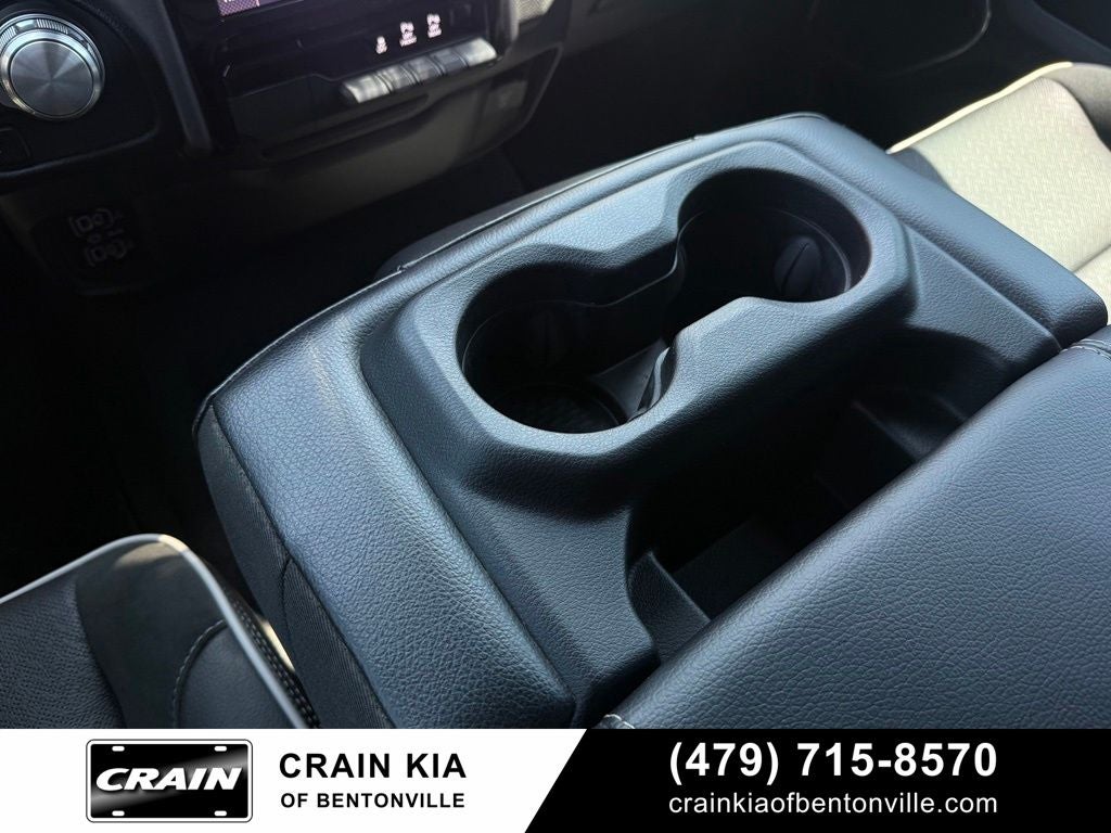 2025 RAM 1500 Laramie - 4WD / CLEAN CARFAX