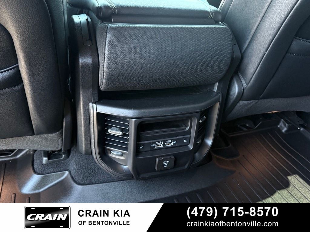 2025 RAM 1500 Laramie - 4WD / CLEAN CARFAX