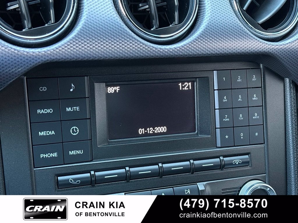 2016 Ford Mustang GT - 5.0 L V8 / CLEAN CARFAX
