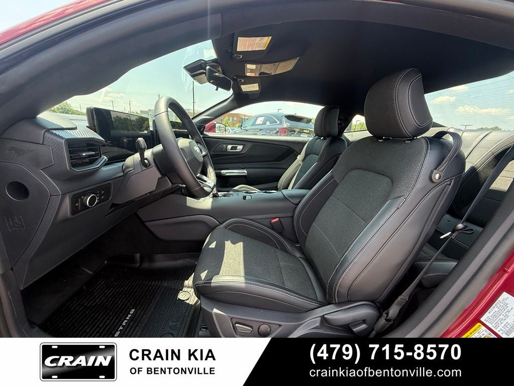 2025 Ford Mustang EcoBoost - CLEAN CARFAX / ONE OWNER