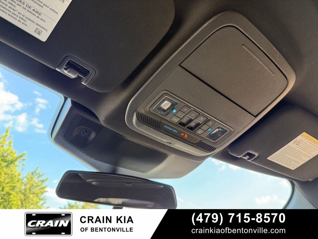 2020 Ford Explorer XLT - 4WD / PANORAMIC SUNROOF / CLEAN CARFAX