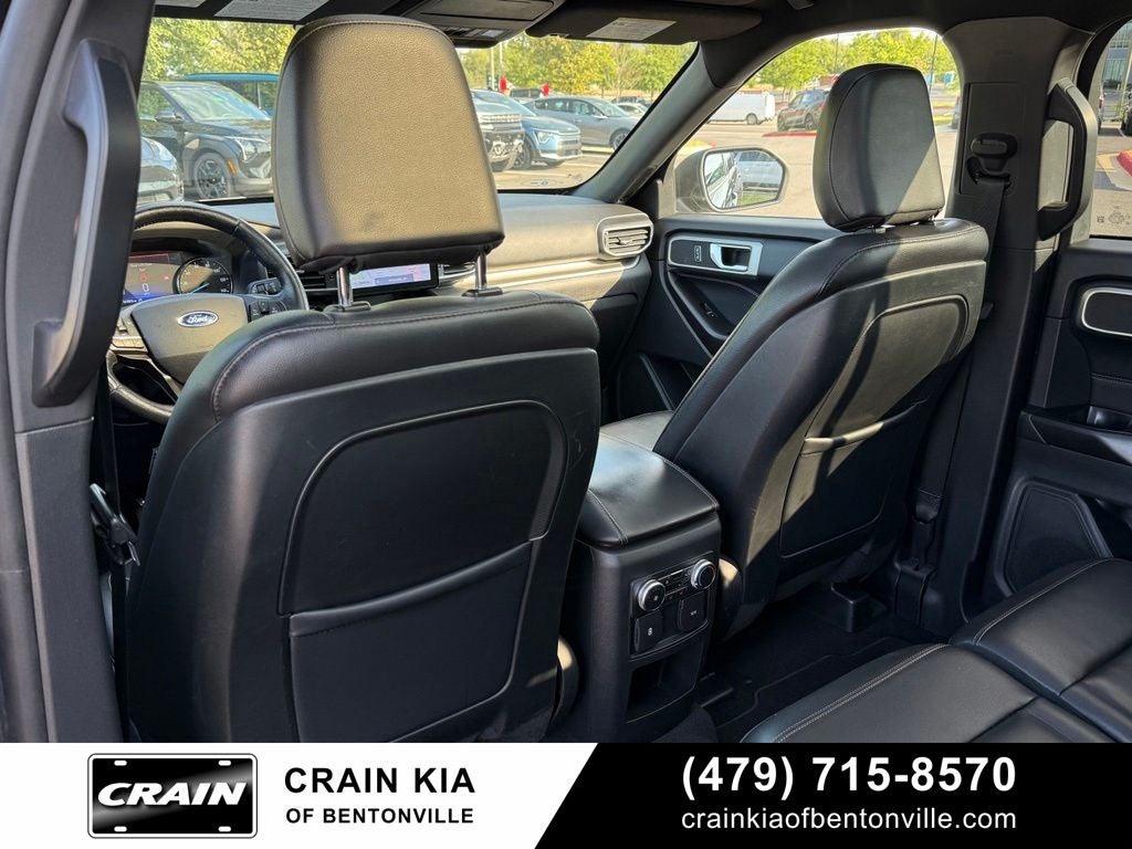 2020 Ford Explorer XLT - 4WD / PANORAMIC SUNROOF / CLEAN CARFAX