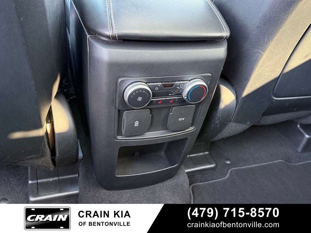 2020 Ford Explorer XLT - 4WD / PANORAMIC SUNROOF / CLEAN CARFAX
