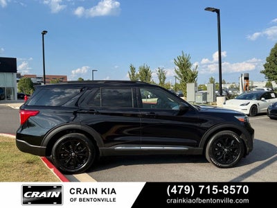 2020 Ford Explorer XLT - 4WD / PANORAMIC SUNROOF / CLEAN CARFAX