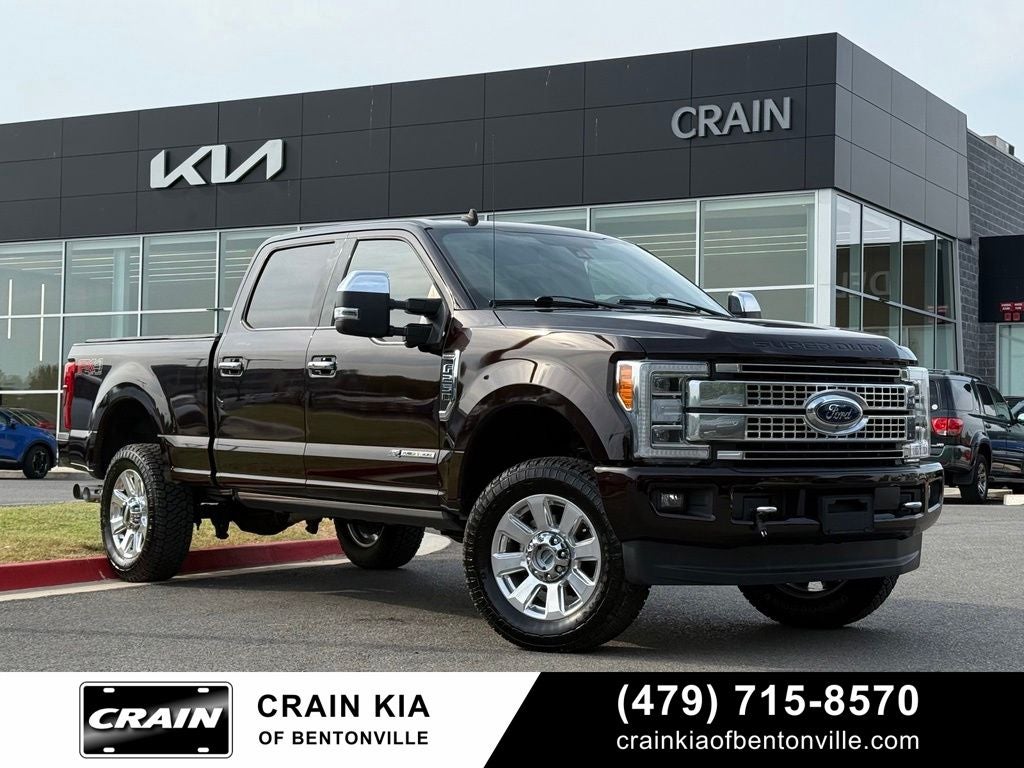 2019 Ford F-250SD Platinum - 4WD / PANORAMIC SUNROOF / ONE OWNER