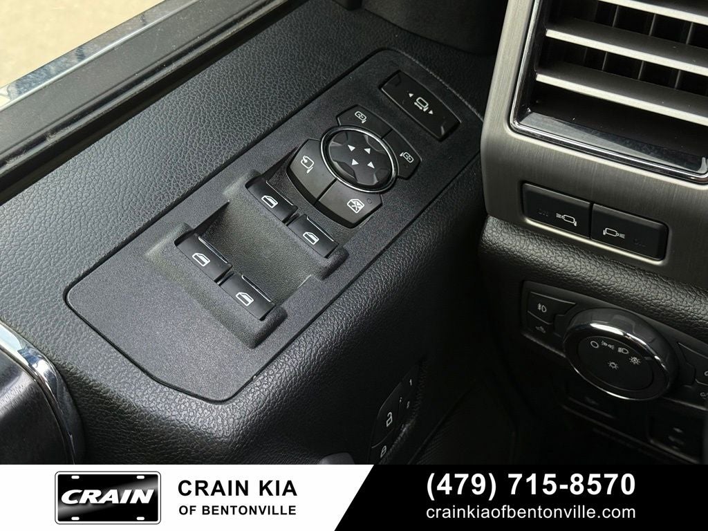 2019 Ford F-250SD Platinum - 4WD / PANORAMIC SUNROOF / ONE OWNER