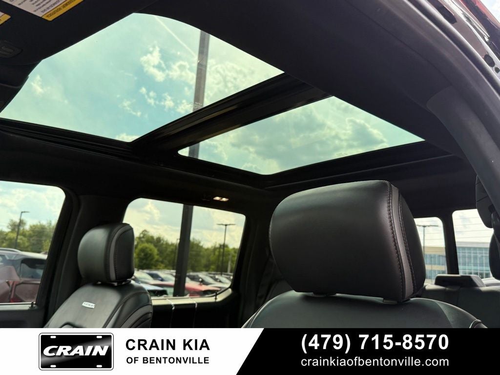 2018 Ford F-150 Platinum - 4WD / PANORAMIC SUNROOF