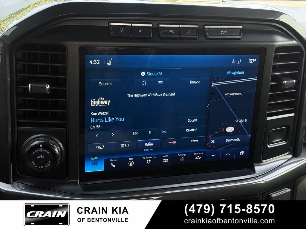 2021 Ford F-150 XLT - 4WD / CLEAN CARFAX