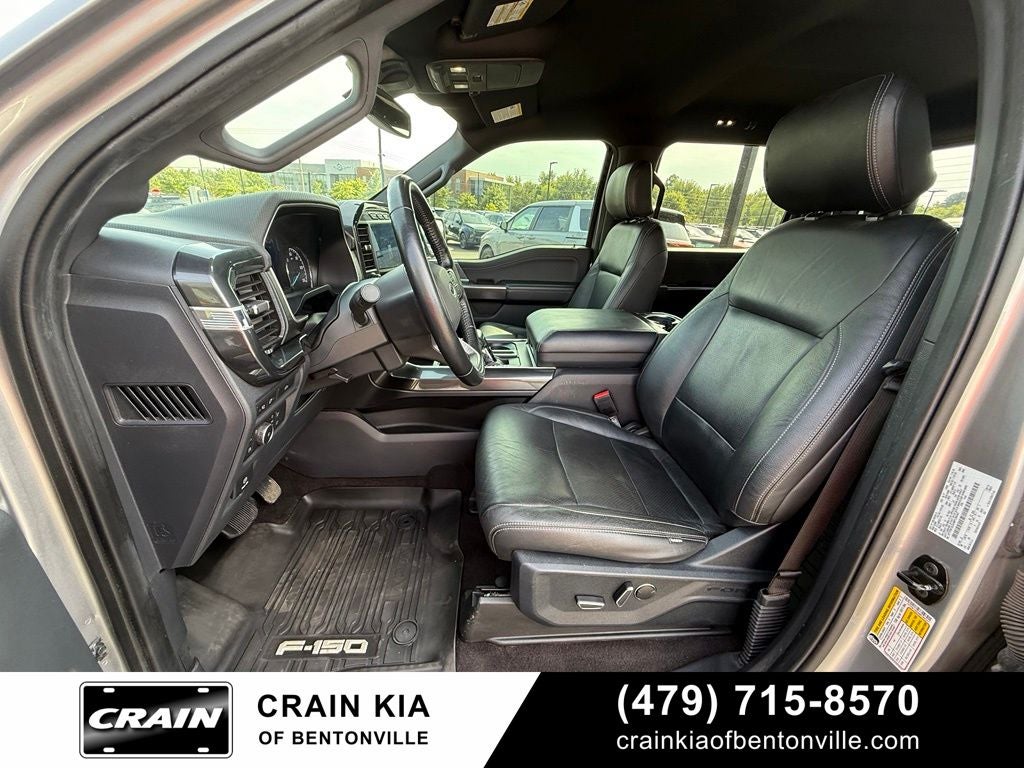 2021 Ford F-150 XLT - 4WD / CLEAN CARFAX