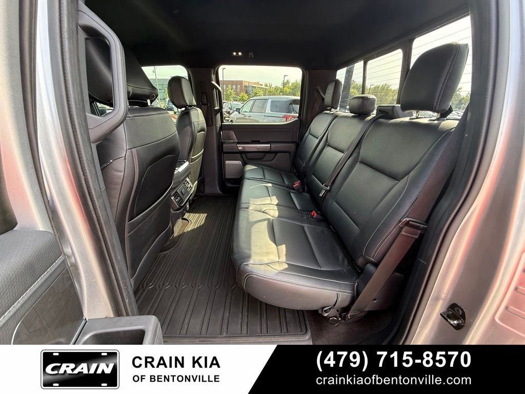 2021 Ford F-150 XLT - 4WD / CLEAN CARFAX