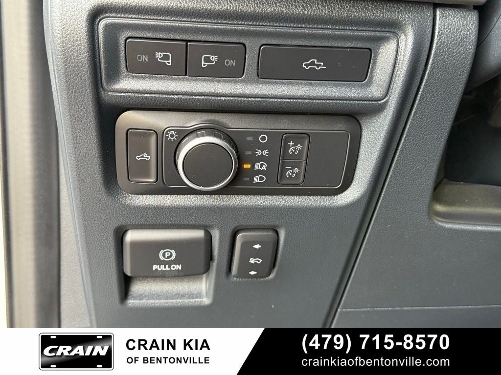 2022 Ford F-150 Raptor - 4WD / CLEAN CARFAX HISTORY