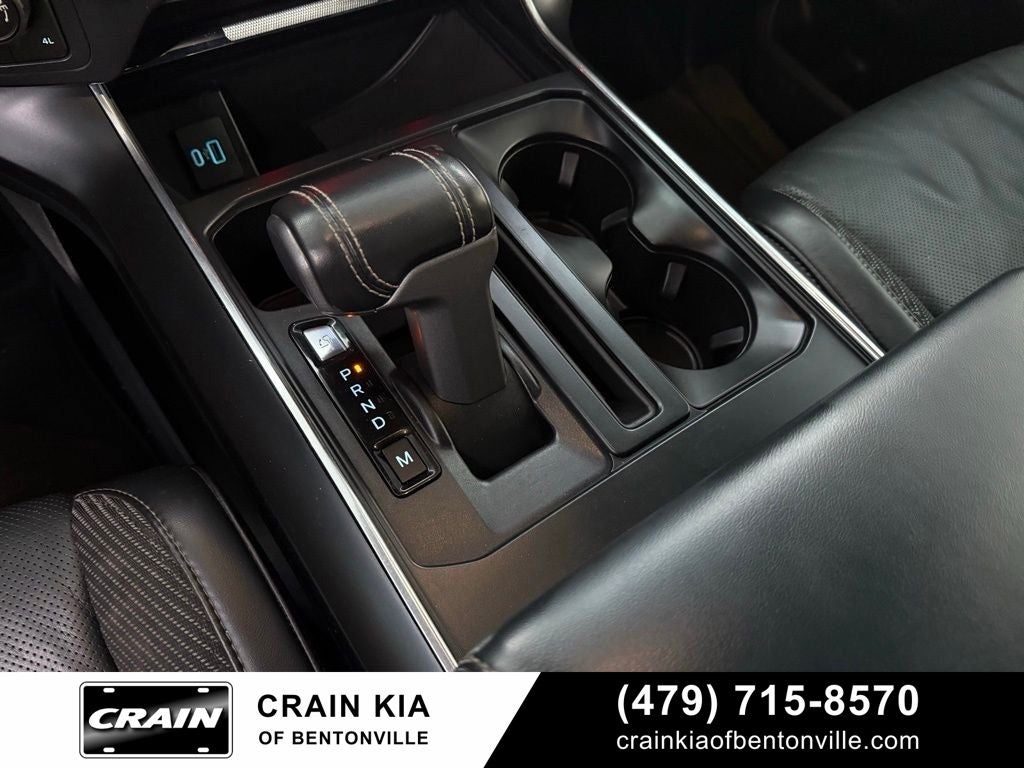 2022 Ford F-150 Raptor - 4WD / CLEAN CARFAX HISTORY