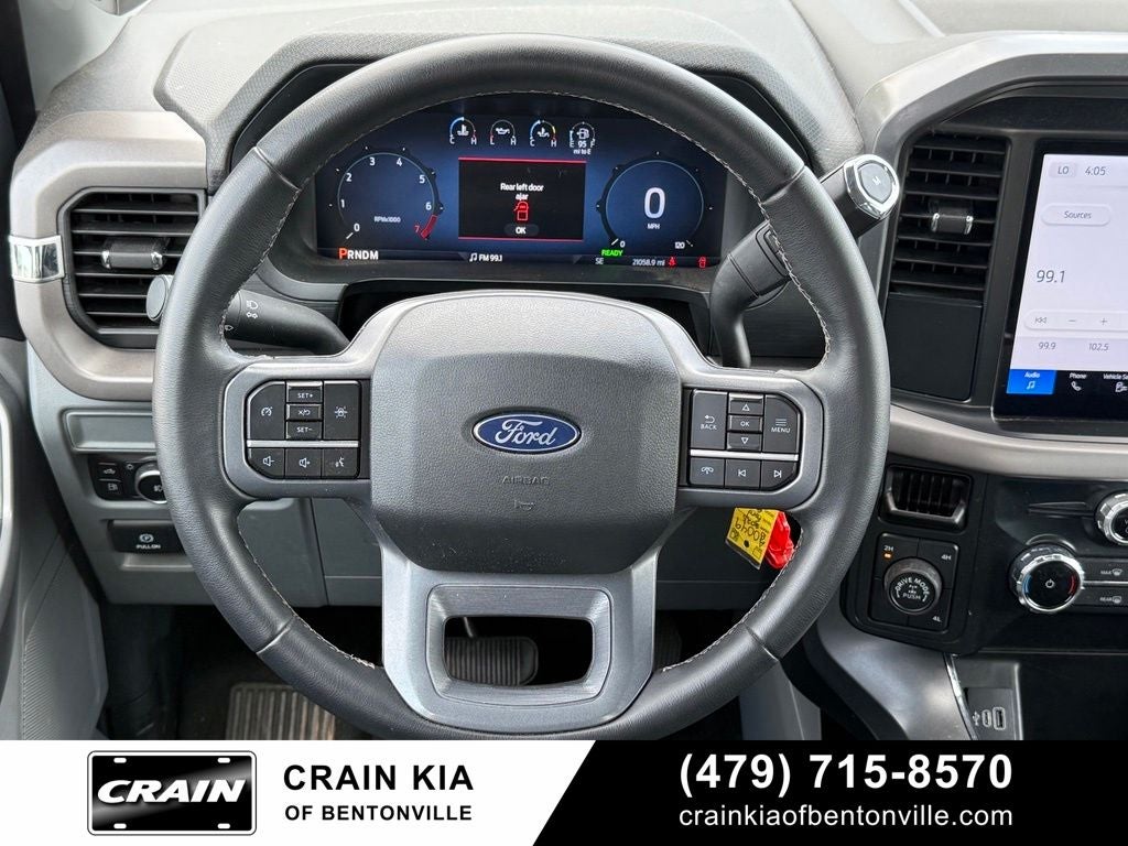2025 Ford F-150 XLT - 4WD / CLEAN CARFAX