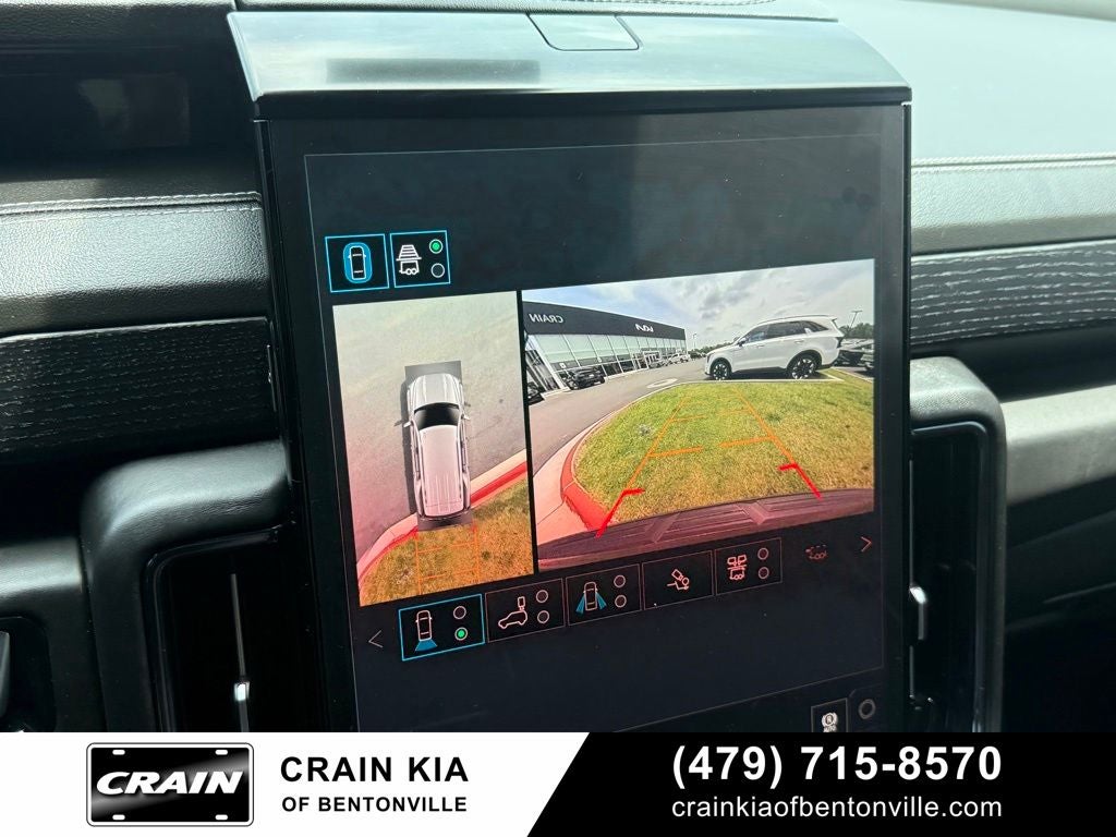 2026 GMC Yukon AT4 Ultimate - 4WD / PANORAMIC SUNROOF / ONE OWNER