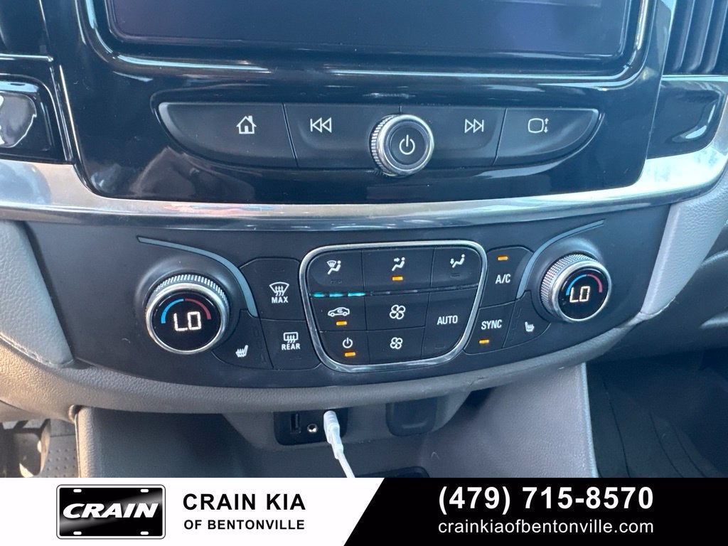 2020 Chevrolet Traverse LT | CARFAX ONE OWNER